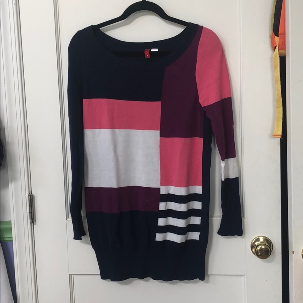 Colorblocked sweater